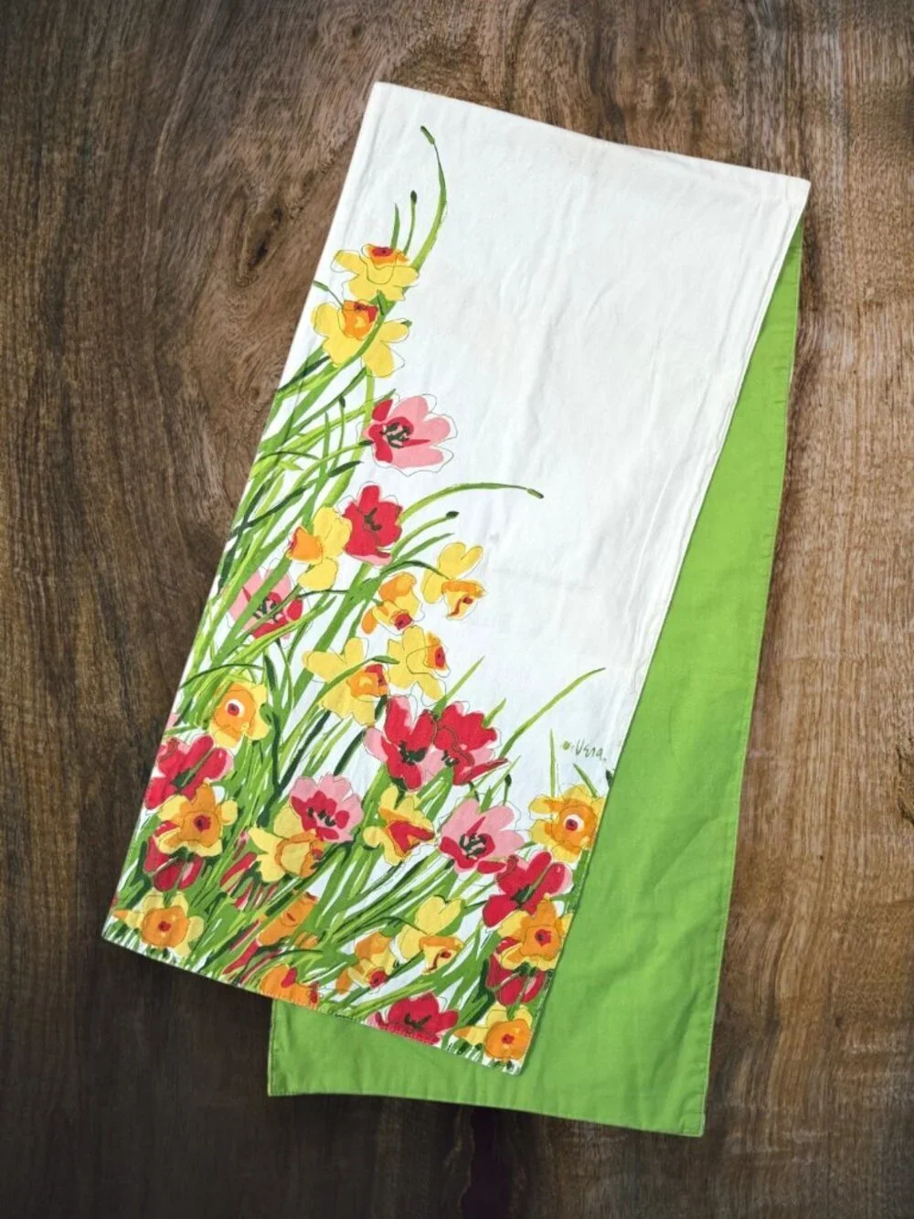 Vera Neumann Floral Table Runner Spring Garden Flowers Reversible Green Vintage